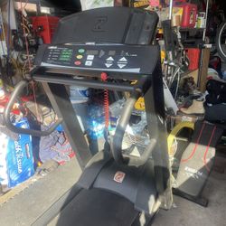 Landice L7 Treadmill 