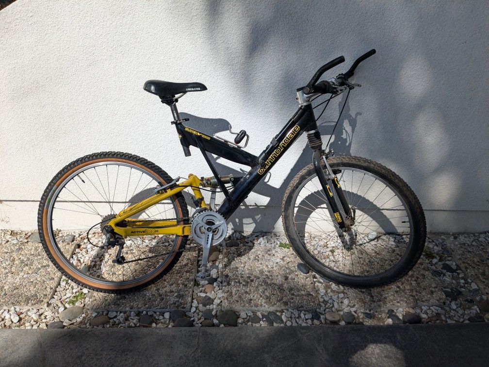 Cannondale SuperV Mountain Bike