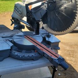 Rigid 12" Miter saw