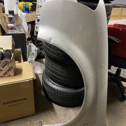 Pair of Audi A6 Fenders