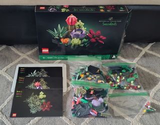 Lego Botanical Collection #10309 Succulents