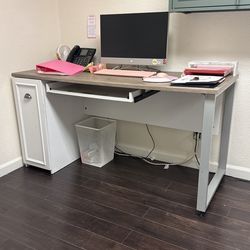 White Desk