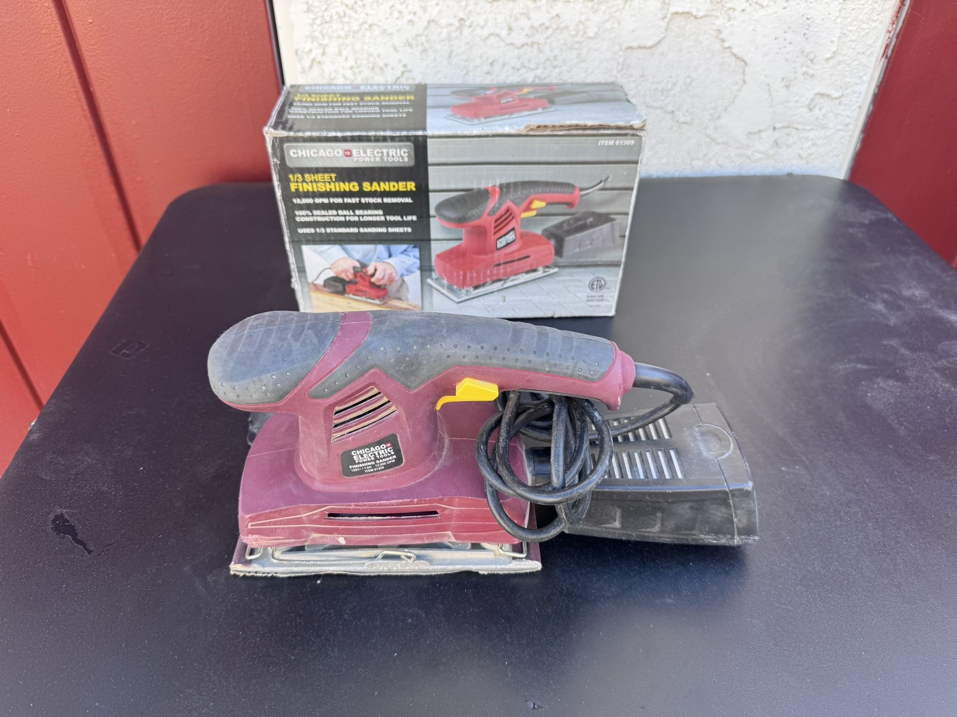 1/3 Sheet Finishing Sander (Corded Electric)