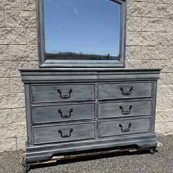 Elegant decorative design