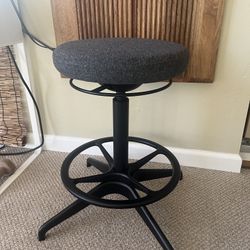 Barstool Adjustable
