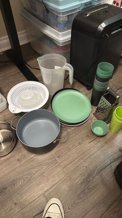Various Dishes/Kitchen Items
