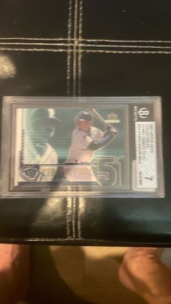 2001 upper deck trading card