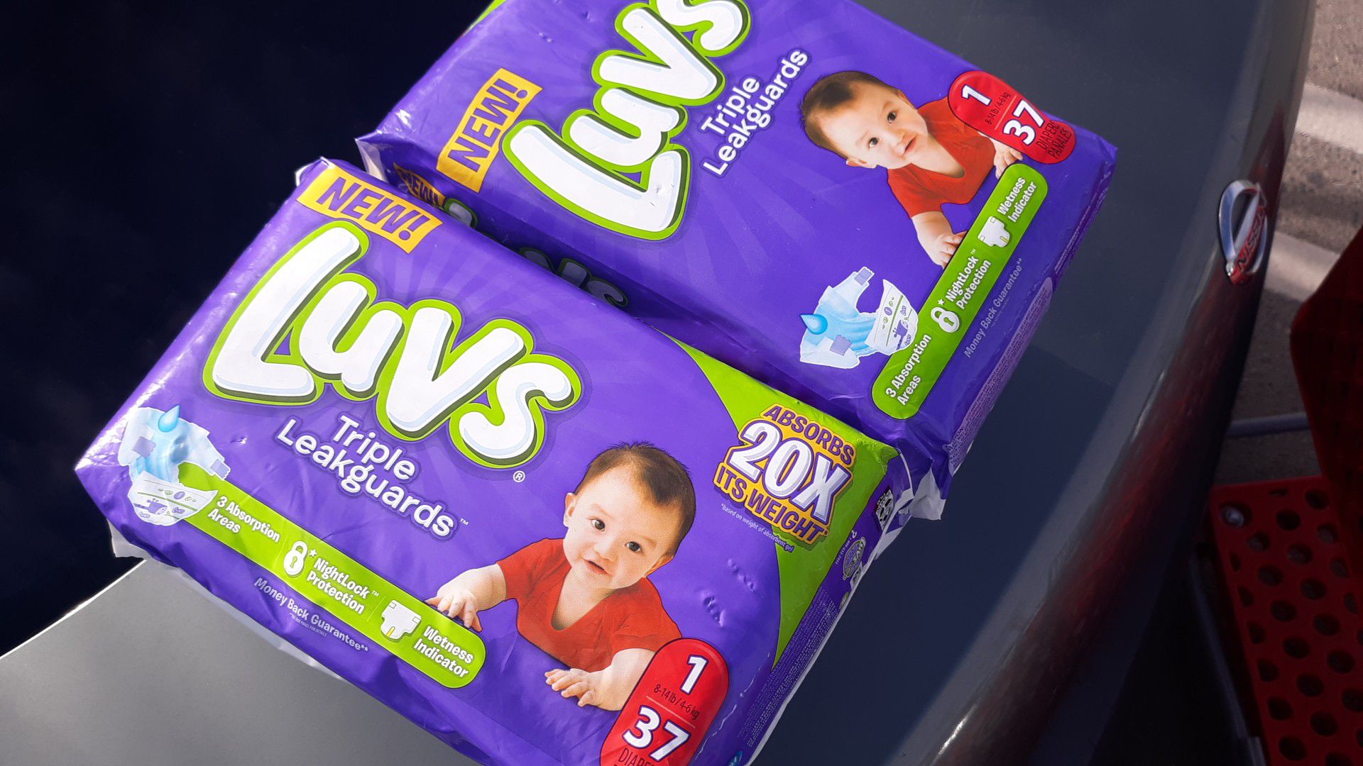 Brand New Luvs Diapers SZ.1