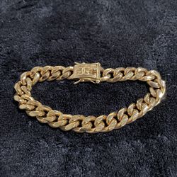 The GoldGods bracelet