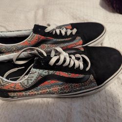 Vans 