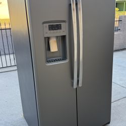 REFRIGERATOR GE SLATE COLOR 