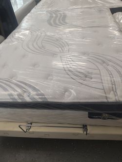 Serta Perfect Sleeper Pillowtop Queen 13"Thick