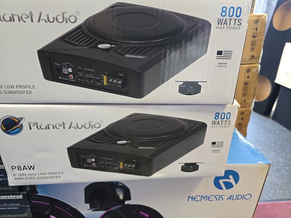 Planet Audio Subwoofer And Amplifier 800 Watts