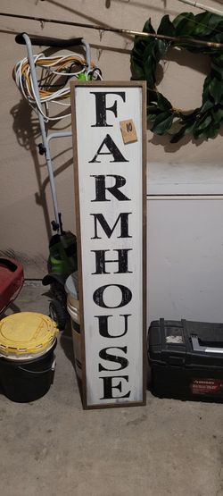Farmhouse sign