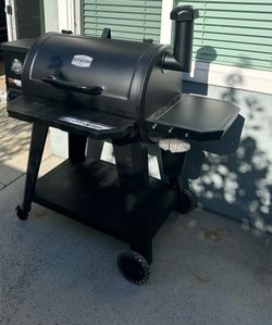 Pit boss Smoker 600 model