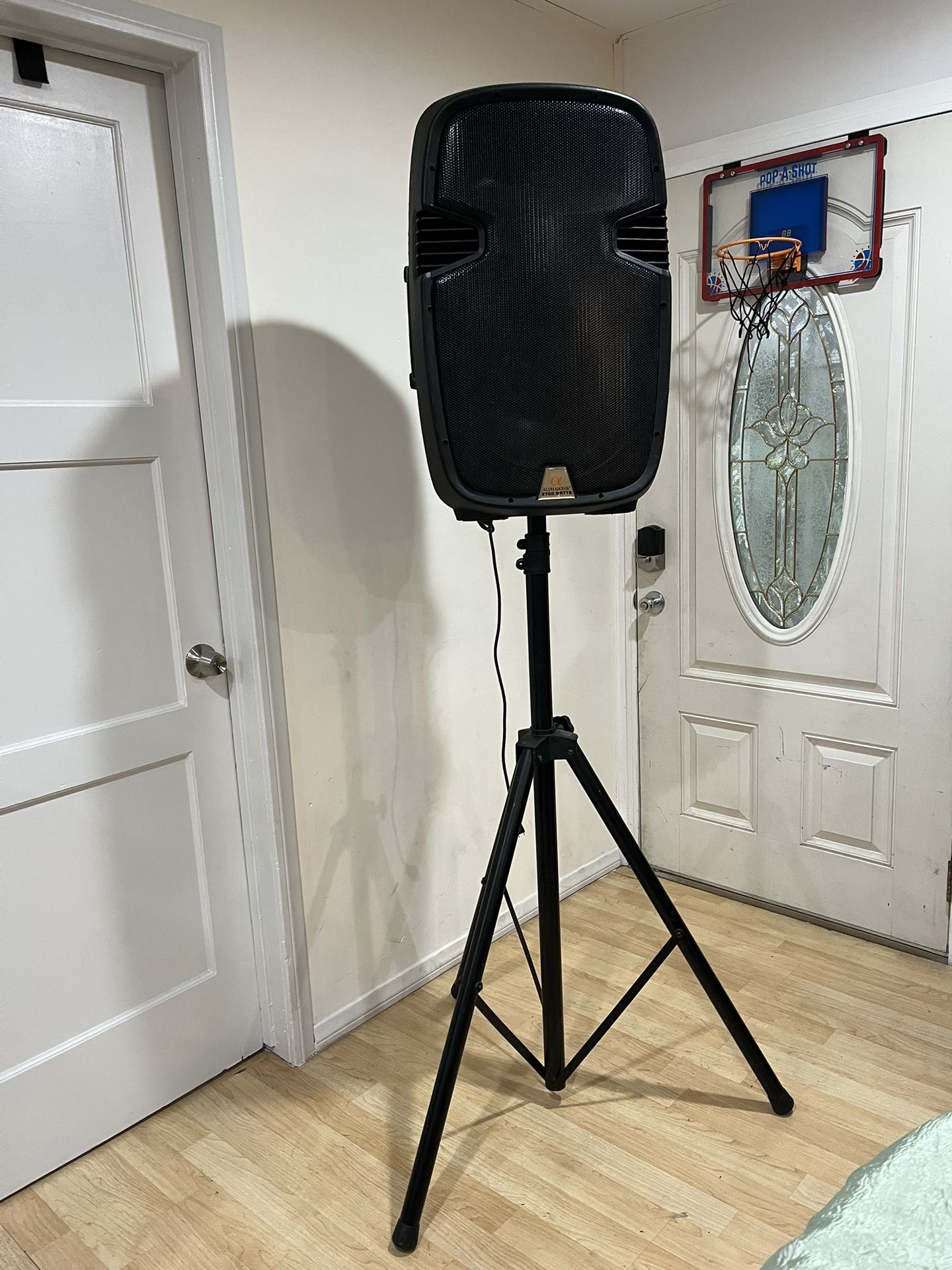 Big Speaker Alphasonik 3000 Watts Portable Speaker System W/ Stand 