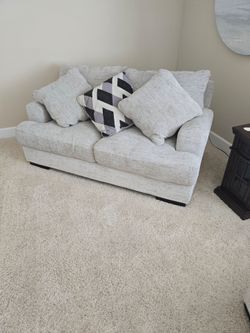Loveseat and oversized chair set
