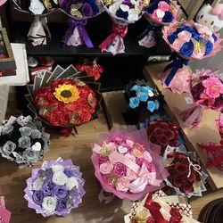 roses bouquets available