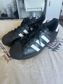 Black womens superstars size 6.5