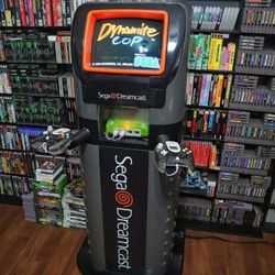 Dreamcast Kiosk W/ Aftermarket Yellow Casing