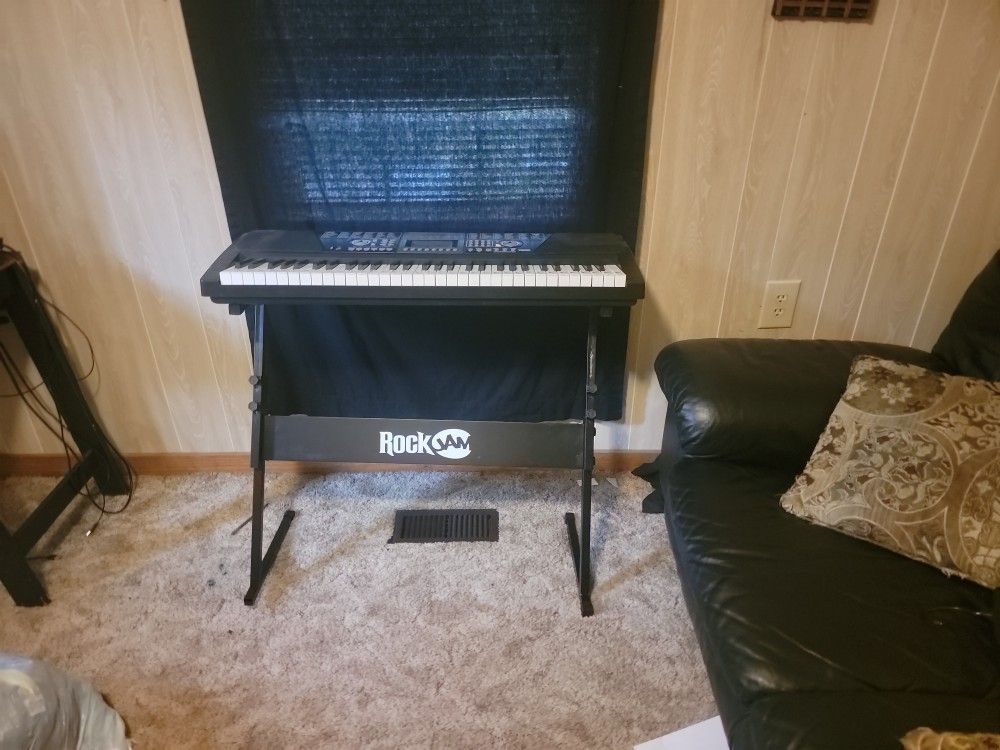 Electruc Keyboard/Piano