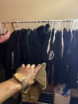 DESIGNER / STREETWEAR RACKS 
