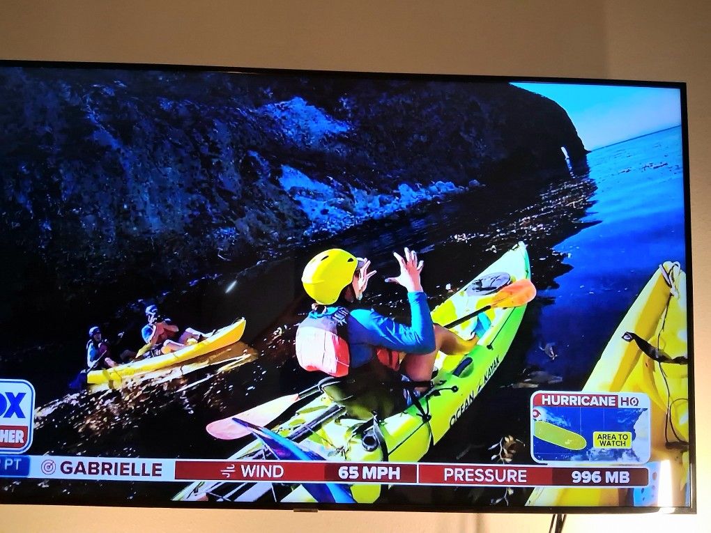 Samsung 16-in HDTV Smart