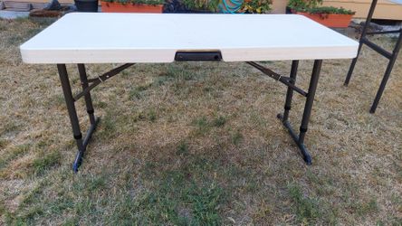 Lifetime Table Adjustable Height
