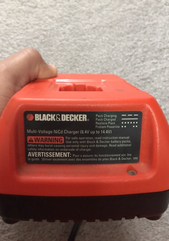 Black & Decker PS1MVC 8.4-Volt to 14.4-Volt 1 Hour Pod Style Battery Charger
