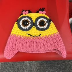 Hermoso gorritos para los nińos tejidos a mano