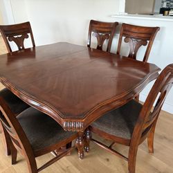 dining table with 6 chairs 