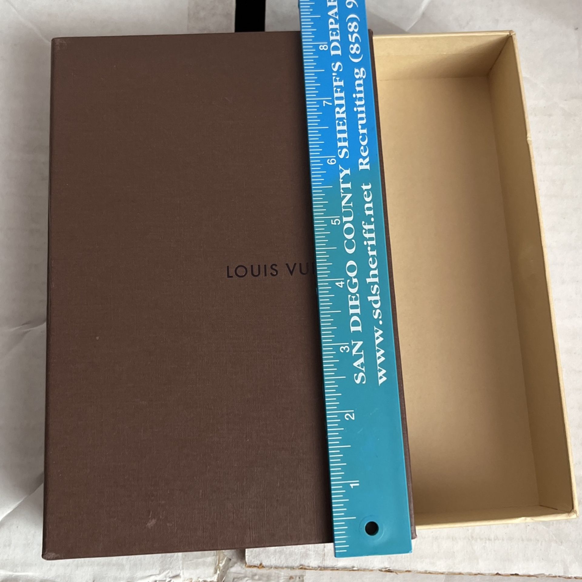 Louis Vuitton Empty Box 