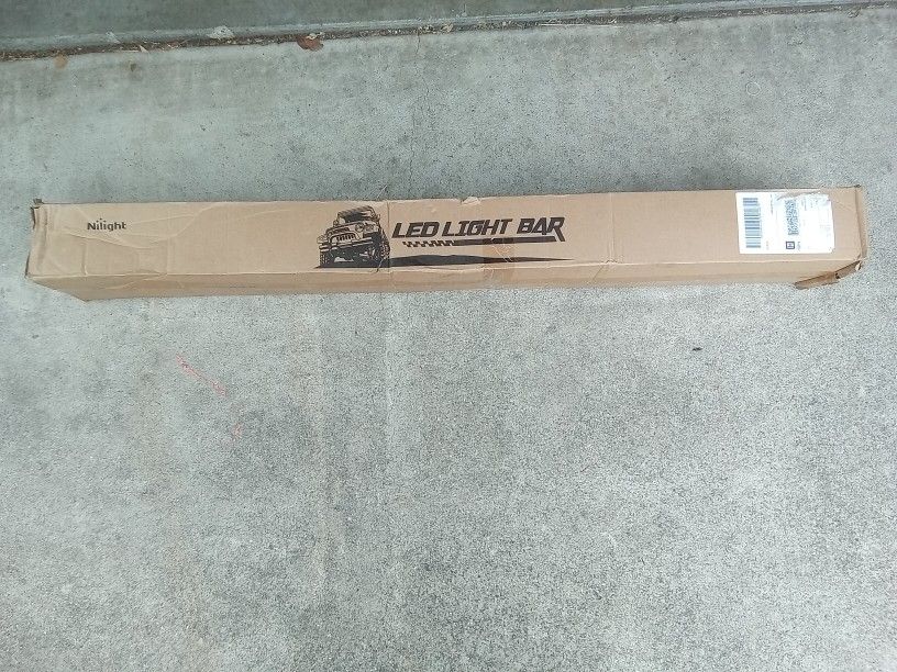 Led LIGHT BAR FOR TRUCKS OR SUV