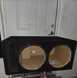 Ported sub box