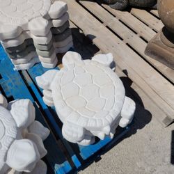 Concrete Sea Turtle Stepping Stone / Cement Turtle Pavers