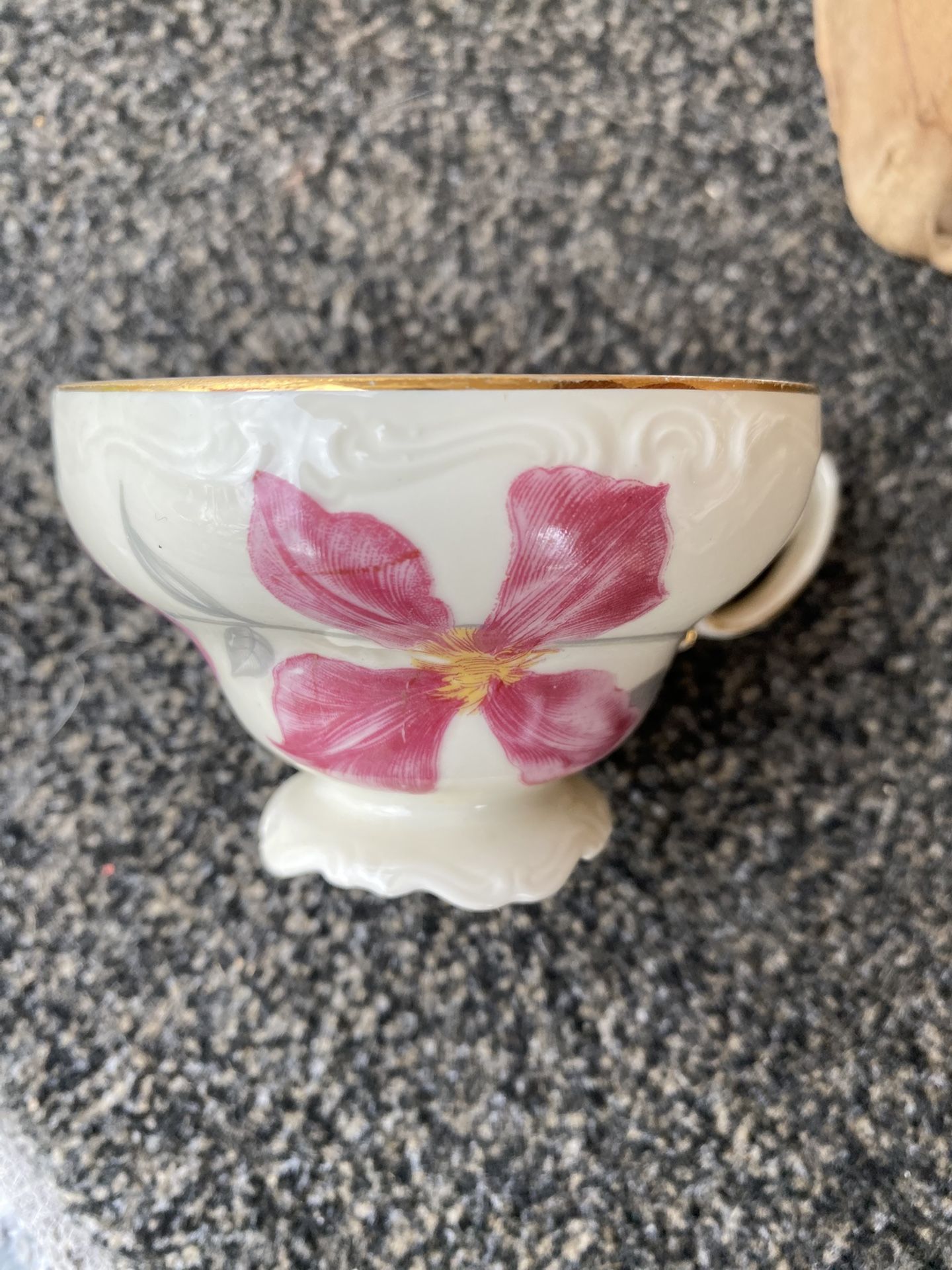 Set Of 2 Vintage Royal standard Bone China Tea Cups