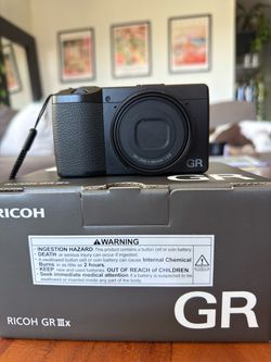 Ricoh GR IIIx