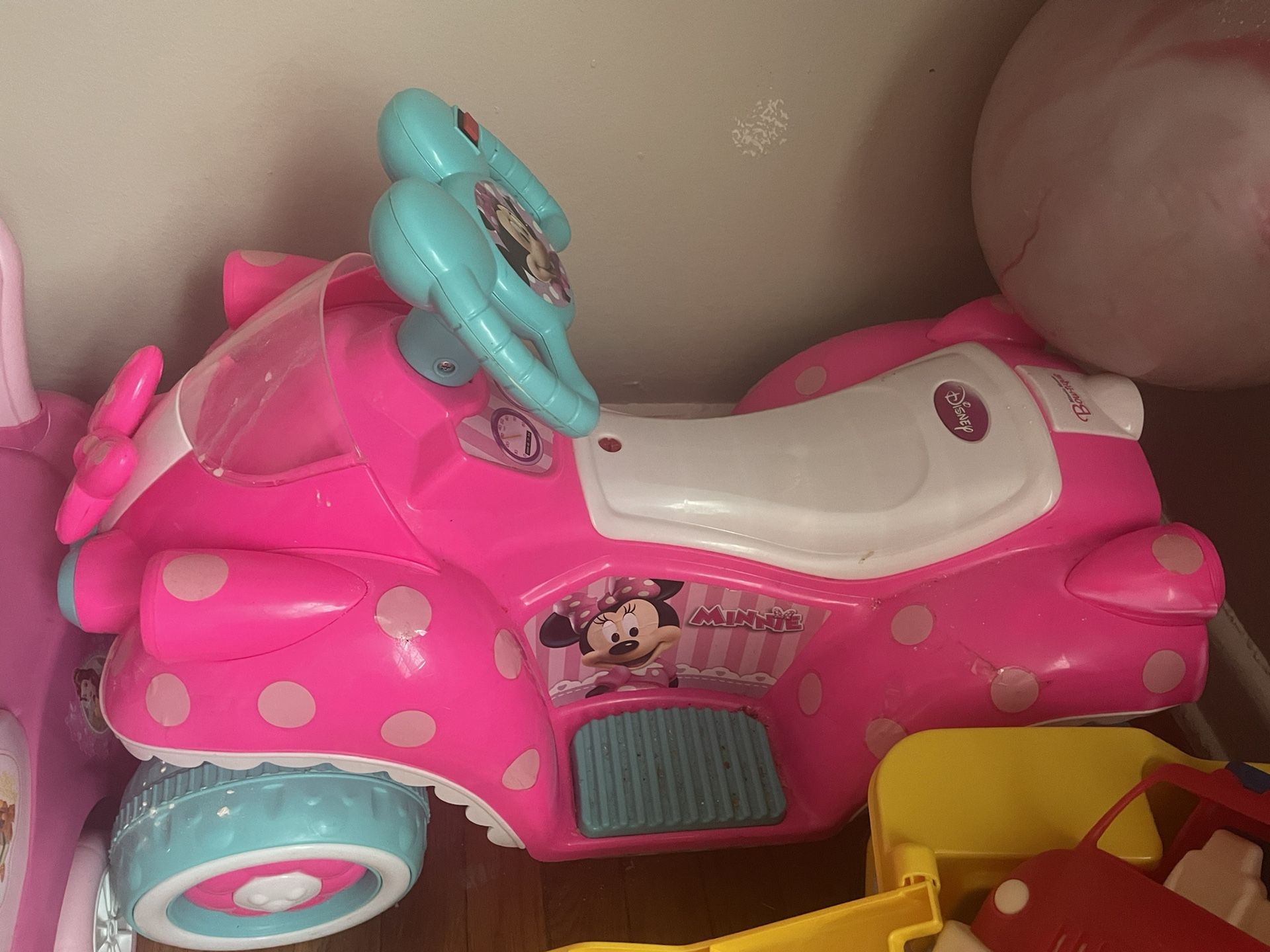 Minnie Mouse Four Wheeler
