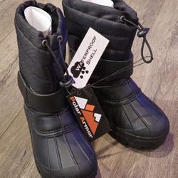 Size 1 Brand New Kids Winter Boots