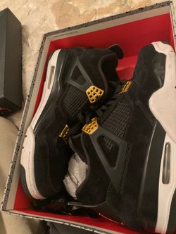 Jordan 4s size 10/5