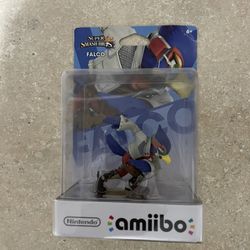 Falco Super Smash Bros. Nintendo Amiibo Brand New, Factory Sealed, Box Lightly Damaged