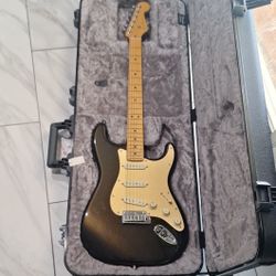American Ultra Stratocaster (TEXAS TEA) 
