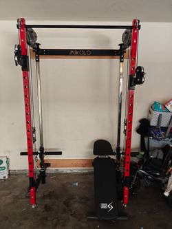 Wall Mounted Foldable Squat Rack