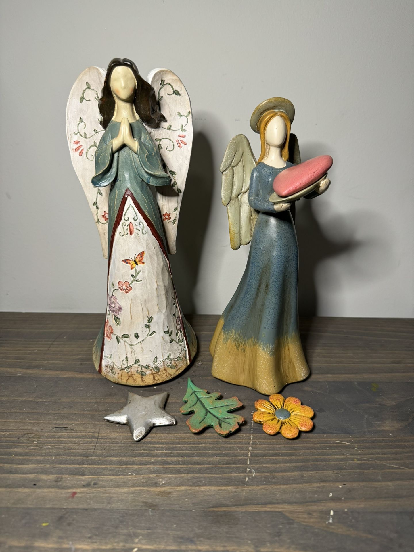2 Figures Elegant No-Face Angel Holding Heart 10"