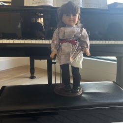 1986 American Girl, Doll with stand
