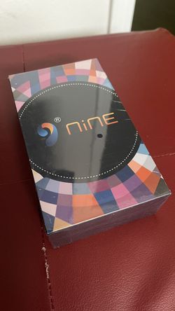 Nine MP3 Player with 4" Touch Screen 