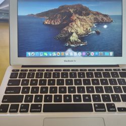 MacBook Air 11 Inch Early 2015 Intel I5