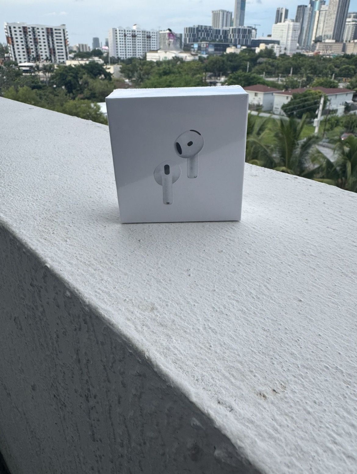 *SEALED* AirPods 4th Gen