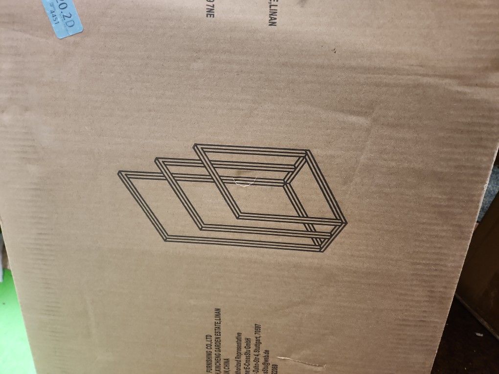 Metal Free Standing Towel Holder