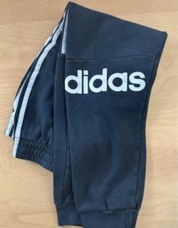 Boys adidas sweatpants xl 18/20